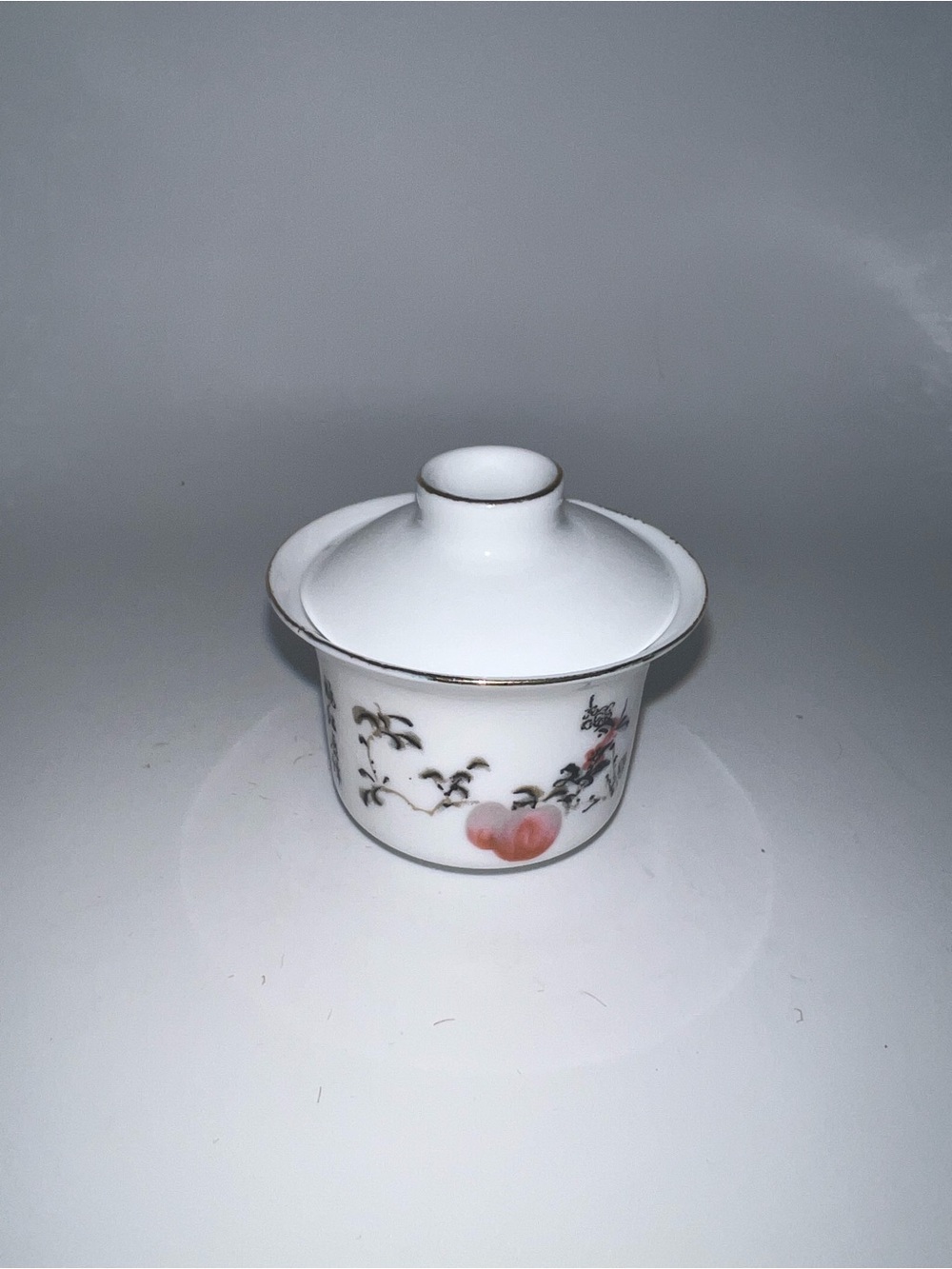 Chinese gaiwan, lidded bowl
